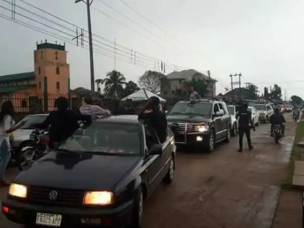 See How BBNaija Housemate, Princess Marvis Was Welcomed At Her Hometown, PH (Photos)